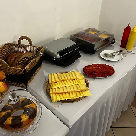 U 자쿠바 게스트하우스 올로모우츠