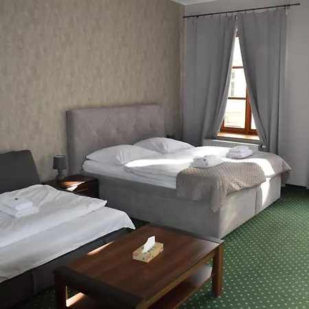 U Jakuba Gasthuis 4*